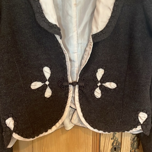Anthropologie wool jacket with silk lining size medium - Picture 3 of 6